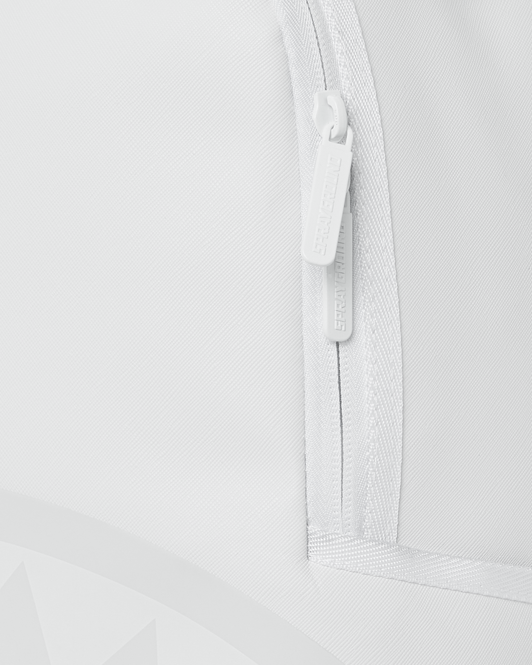 SHARK CENTRAL BACKPACK WHT/WHT (DLXV)