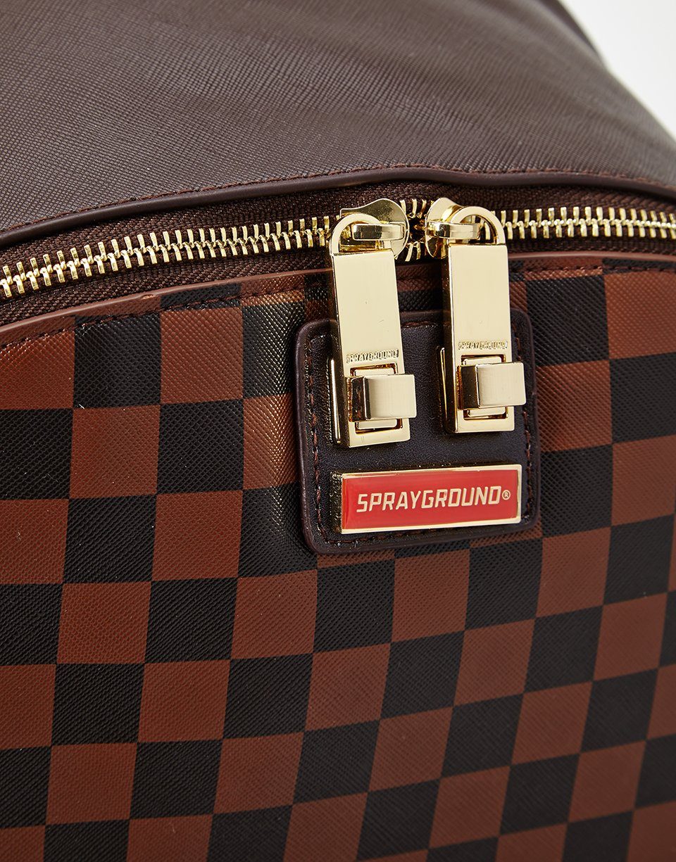 SIDE SHARKS IN PARIS