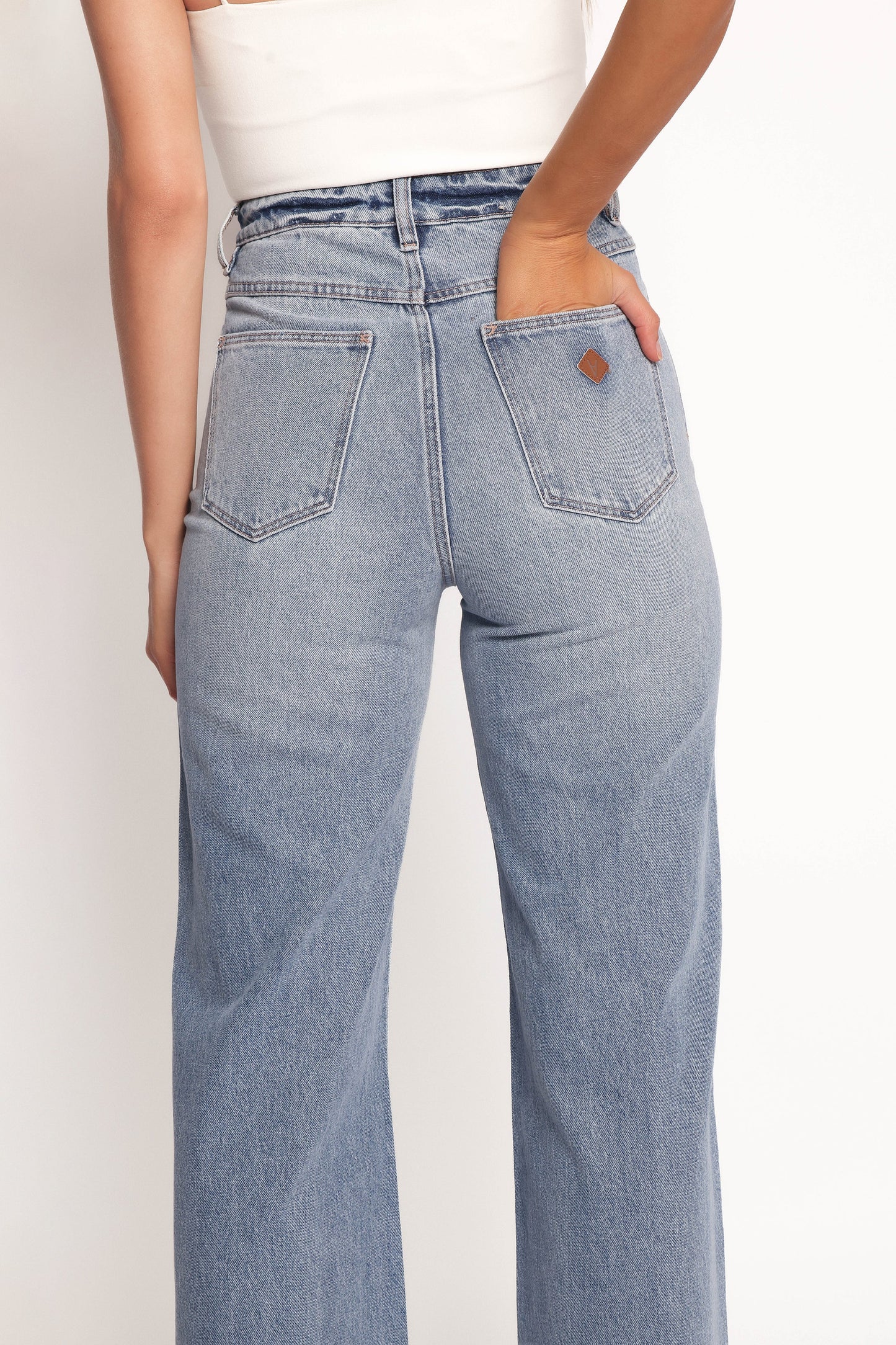 Abrand 94 High Wide Jeans - Liv