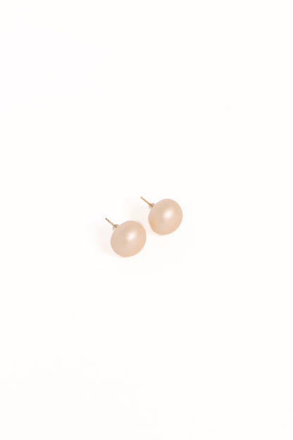 Adalee Stud Earrings - Pearl