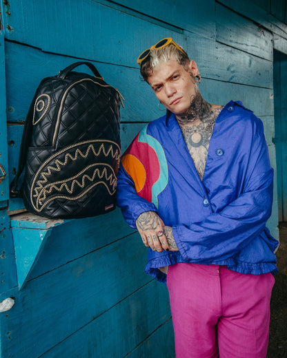 NOIR QUILT GOLD CHAIN SHARK BACKPACK (DLXV)