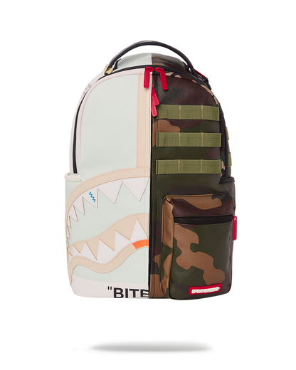 SPLIT WEIRD BACKPACK (DLXV)
