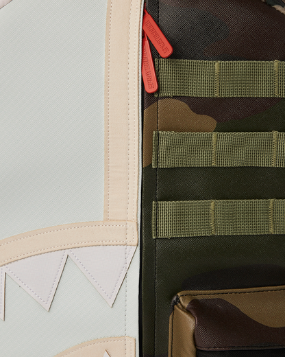 SPLIT WEIRD BACKPACK (DLXV)