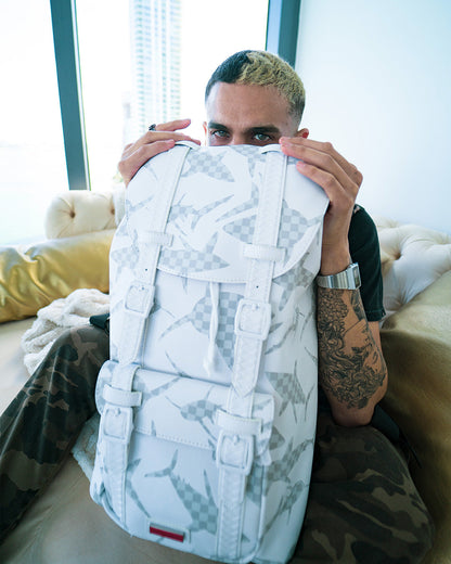SHARK CHECK (WHITE) HILLS BACKPACK