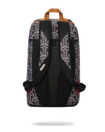 ILLUCHAINS HILLS BACKPACK