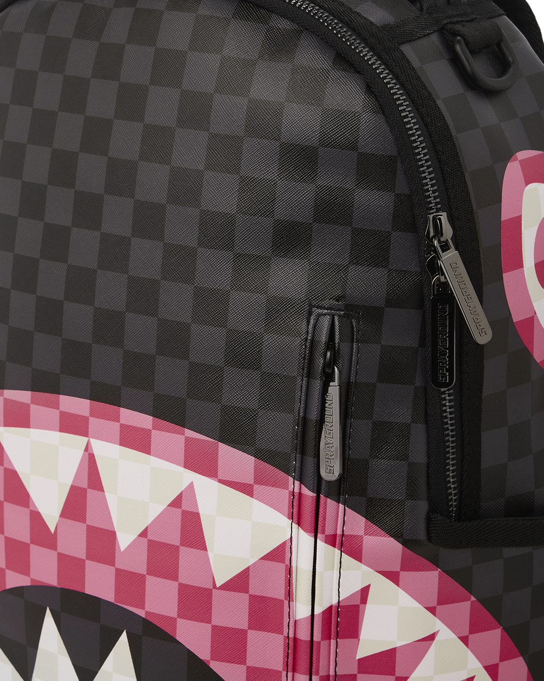 SHARKS IN CANDY BACKPACK (DLXV)