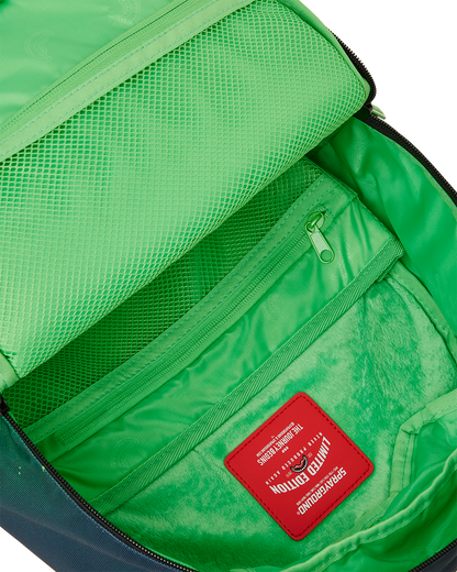 RICK AND MORTY PORTAL SHARK (DLXR)