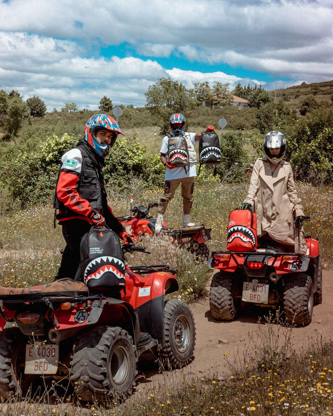 SHARK CENTRAL OUTPOST (DLXV)