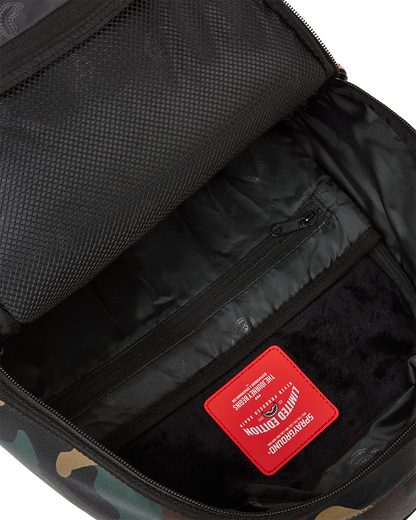 SHARK CENTRAL OUTPOST (DLXV)