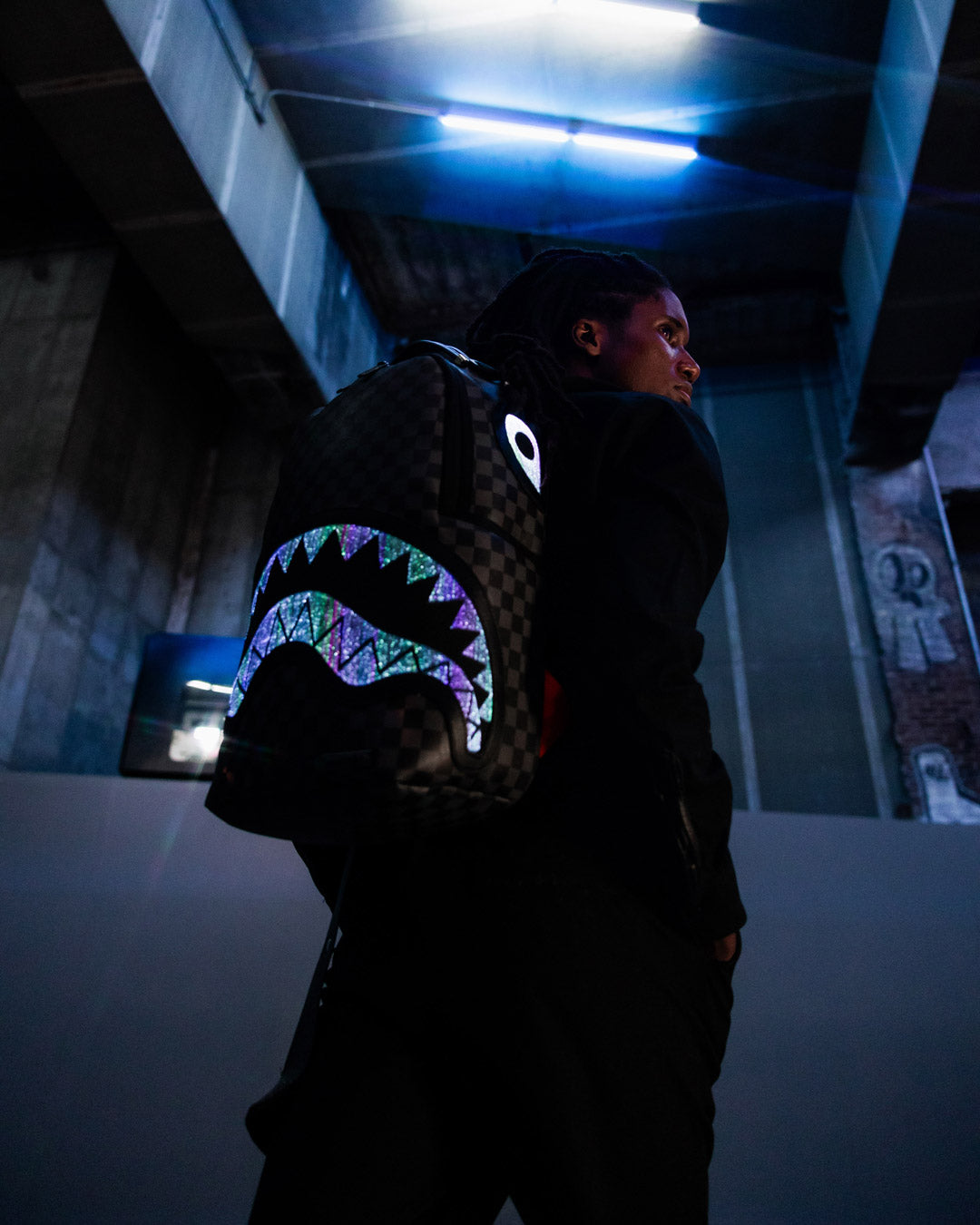 SHARK OPTICS - THE LIGHT SHOW BACKPACK