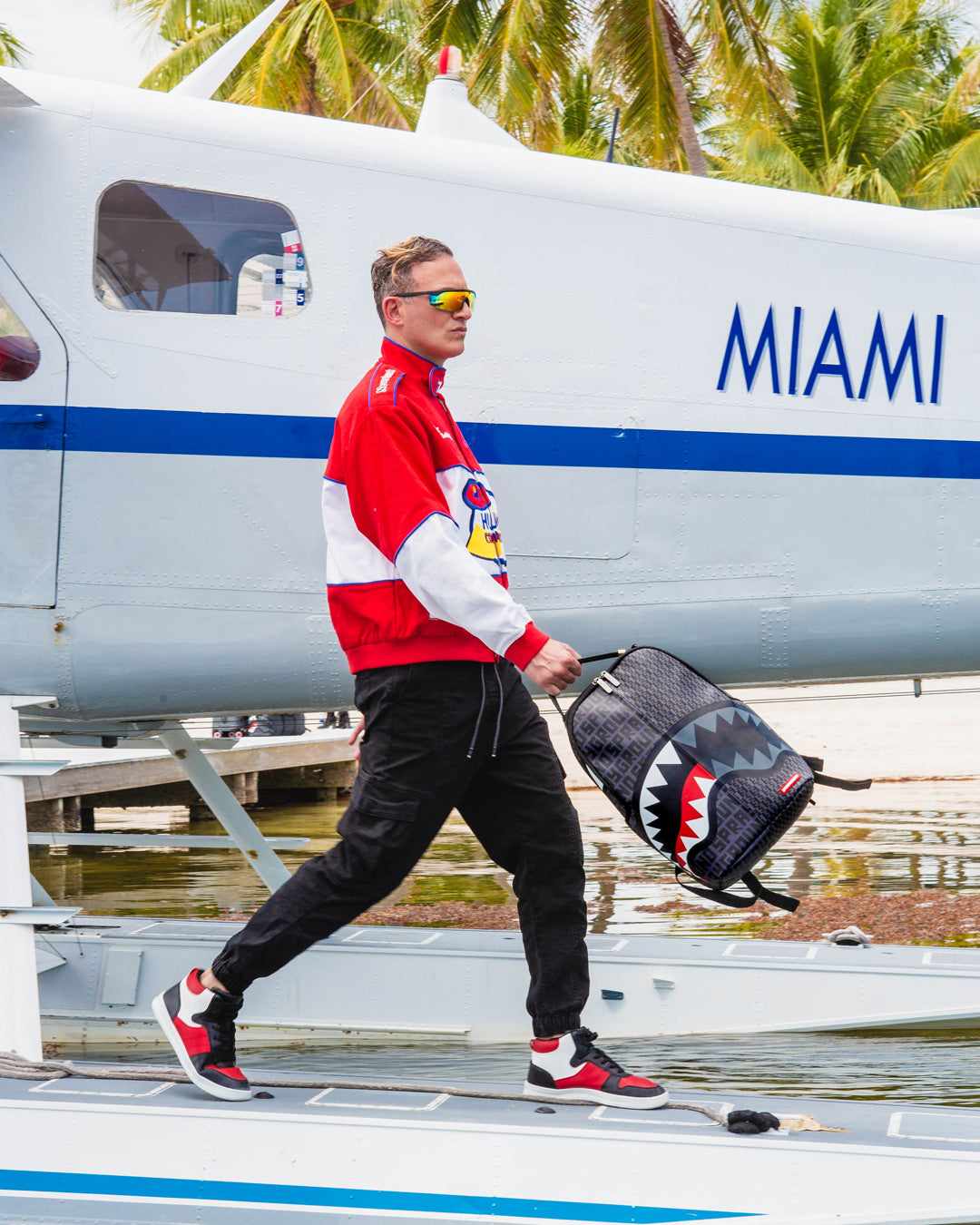 SHARKFINITY STEALTH PILOT BACKPACK (DLXV)