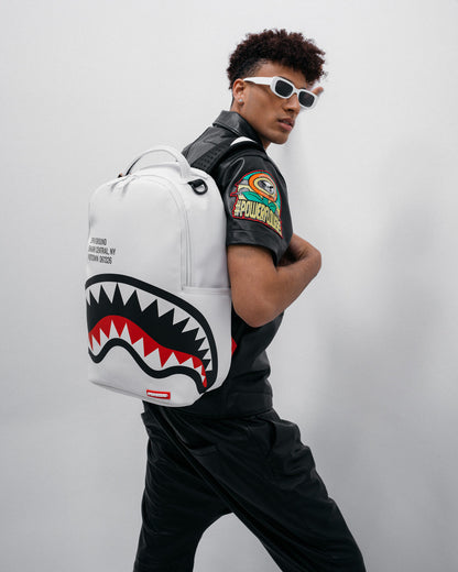 SHARK CENTRAL (WHT) BACKPACK (DLXV)
