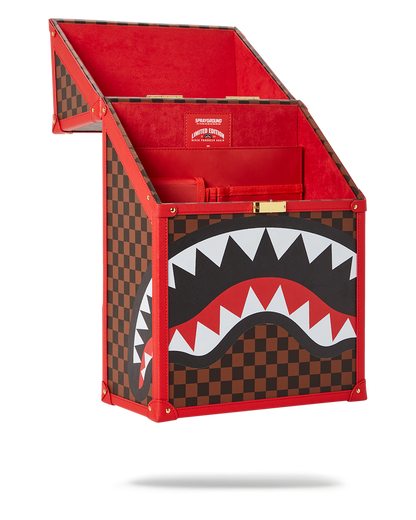 ALL OR NOTHING SHARKS IN PARIS CHATURANGA SHARK 1900 BACKPACK