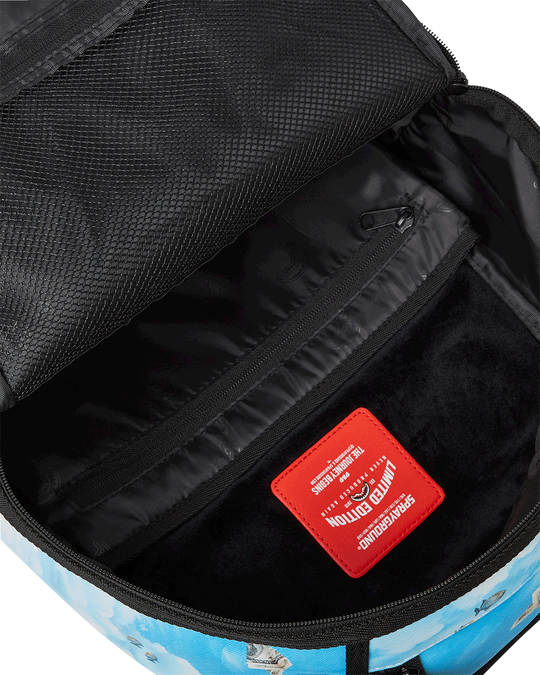 CHATEAU de SPRAYGROUND