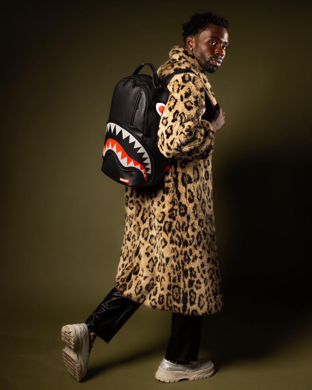 VELCRO SHARK - 3 INTERCHANGEABLE SHARKS BACKPACK (DLXV)