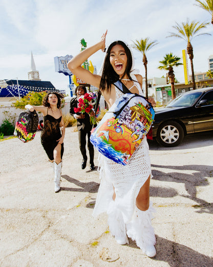 NOAH'S SH-ARK-MOUTH DLXSR BACKPACK