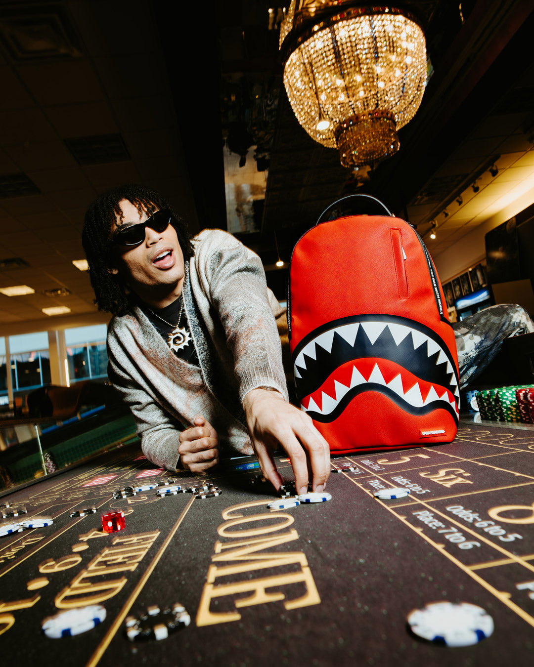 SHARK CENTRAL PROVERB DLXSV BACKPACK