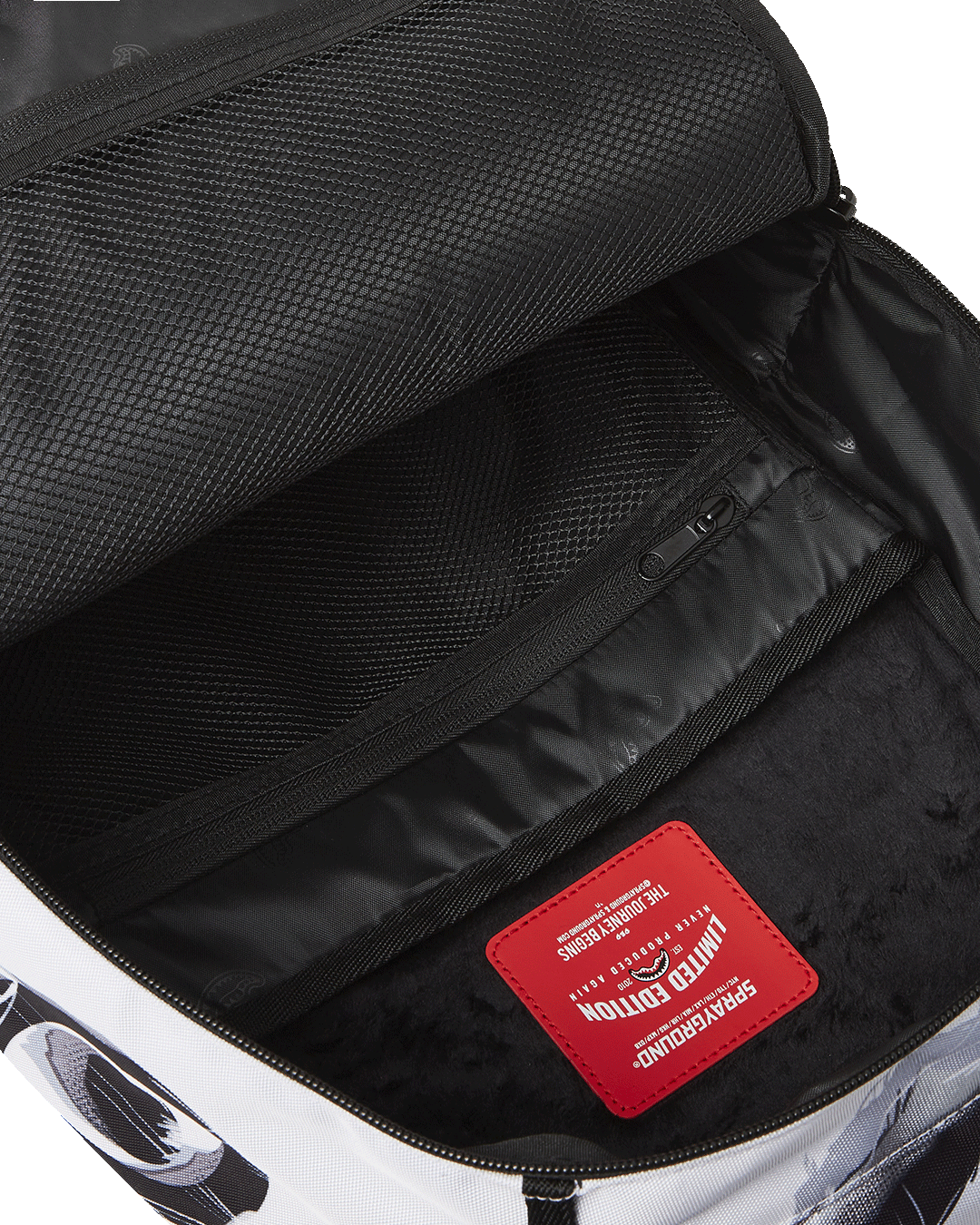 CATWOMAN INTO THE NIGHT BACKPACK