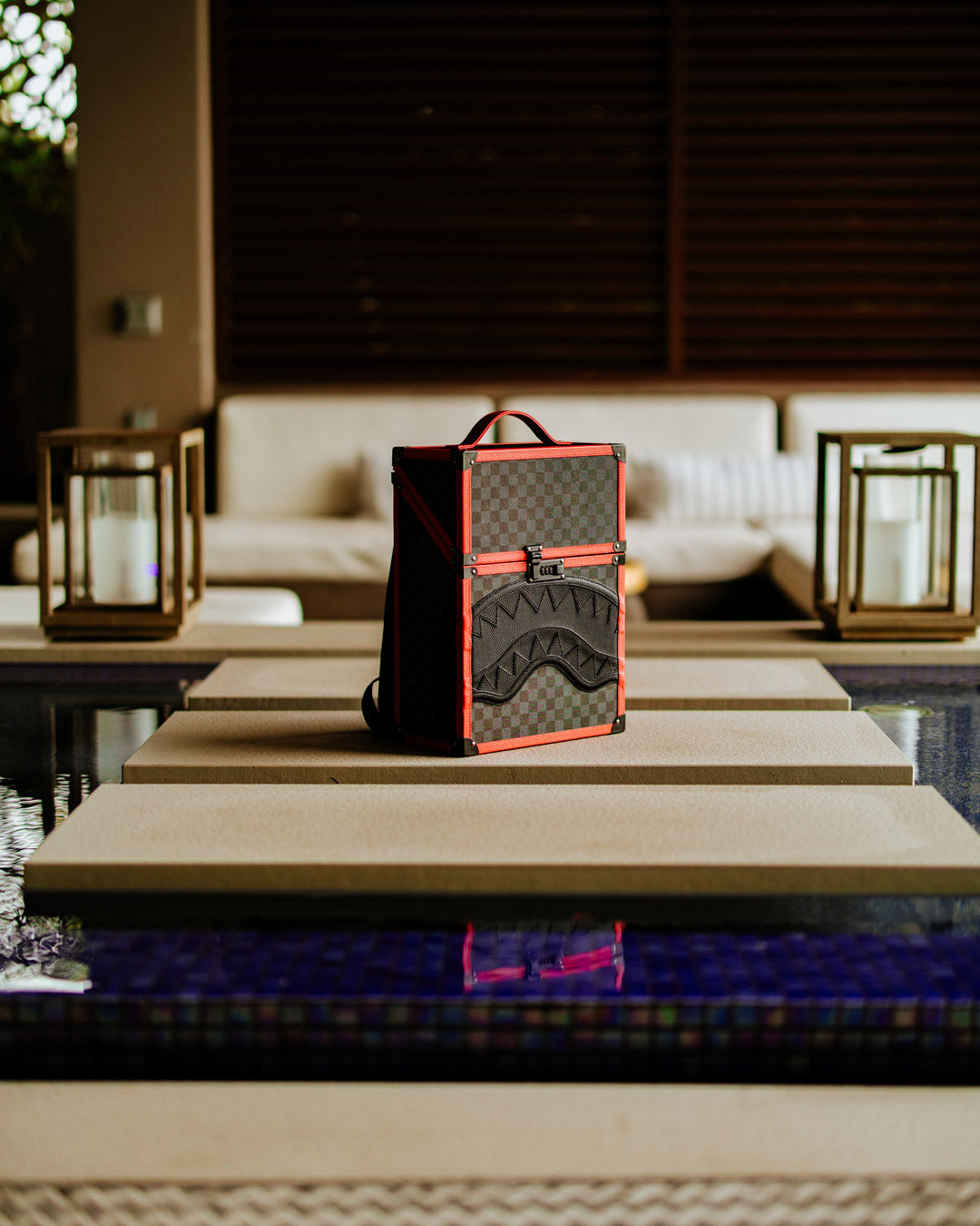 MONACO SHARK CLUB CHATURANGA SHARK 1900 BACKPACK