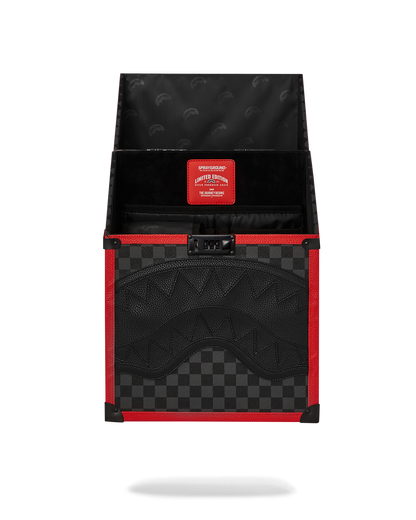 MONACO SHARK CLUB CHATURANGA SHARK 1900 BACKPACK