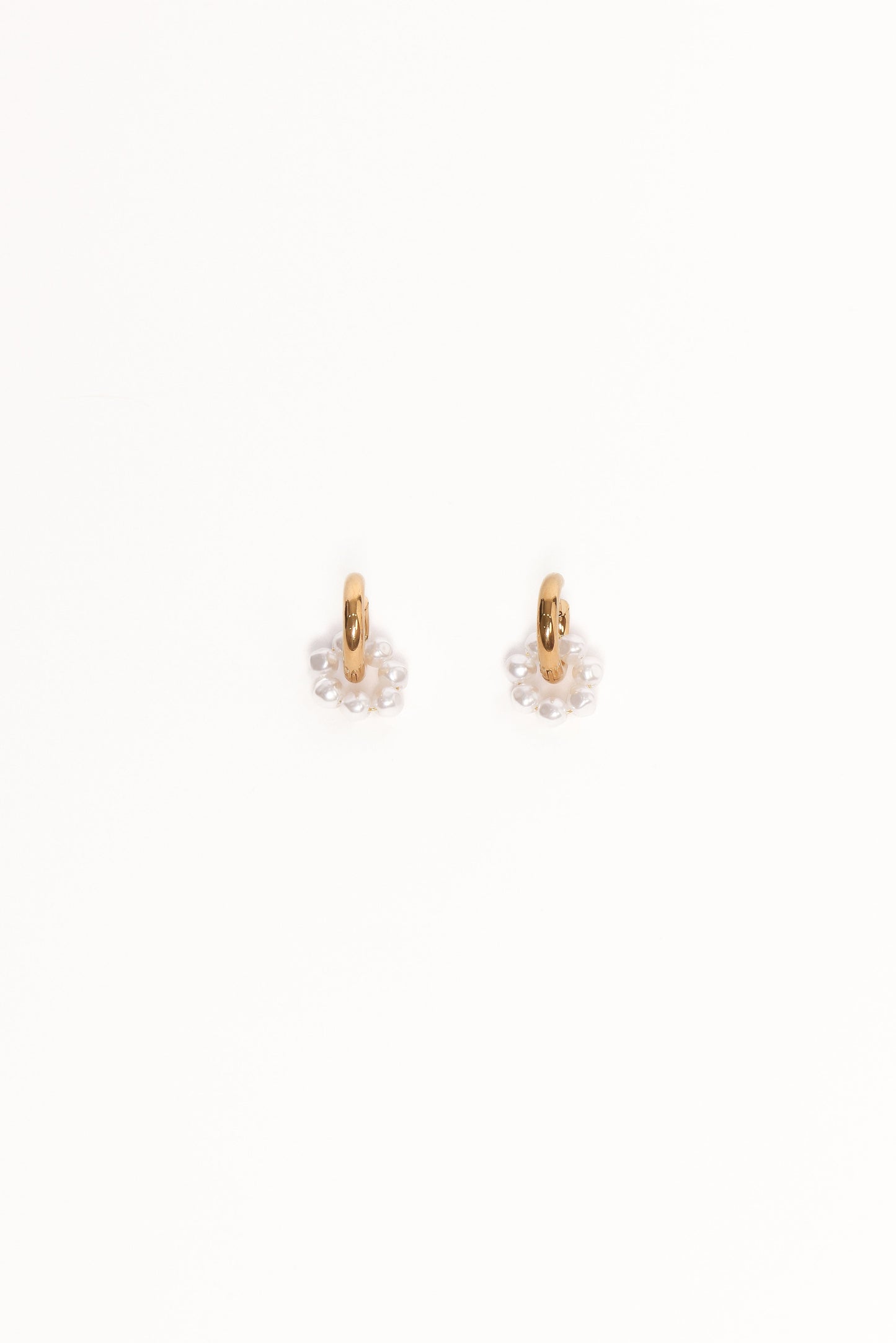 Cheri Earrings - Gold/Pearl
