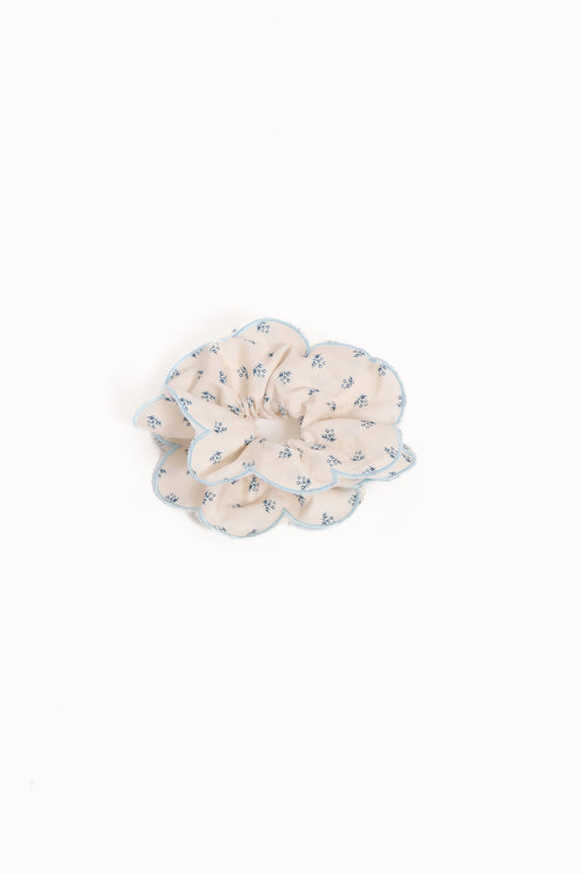 Edith Scrunchie - Blue Floral