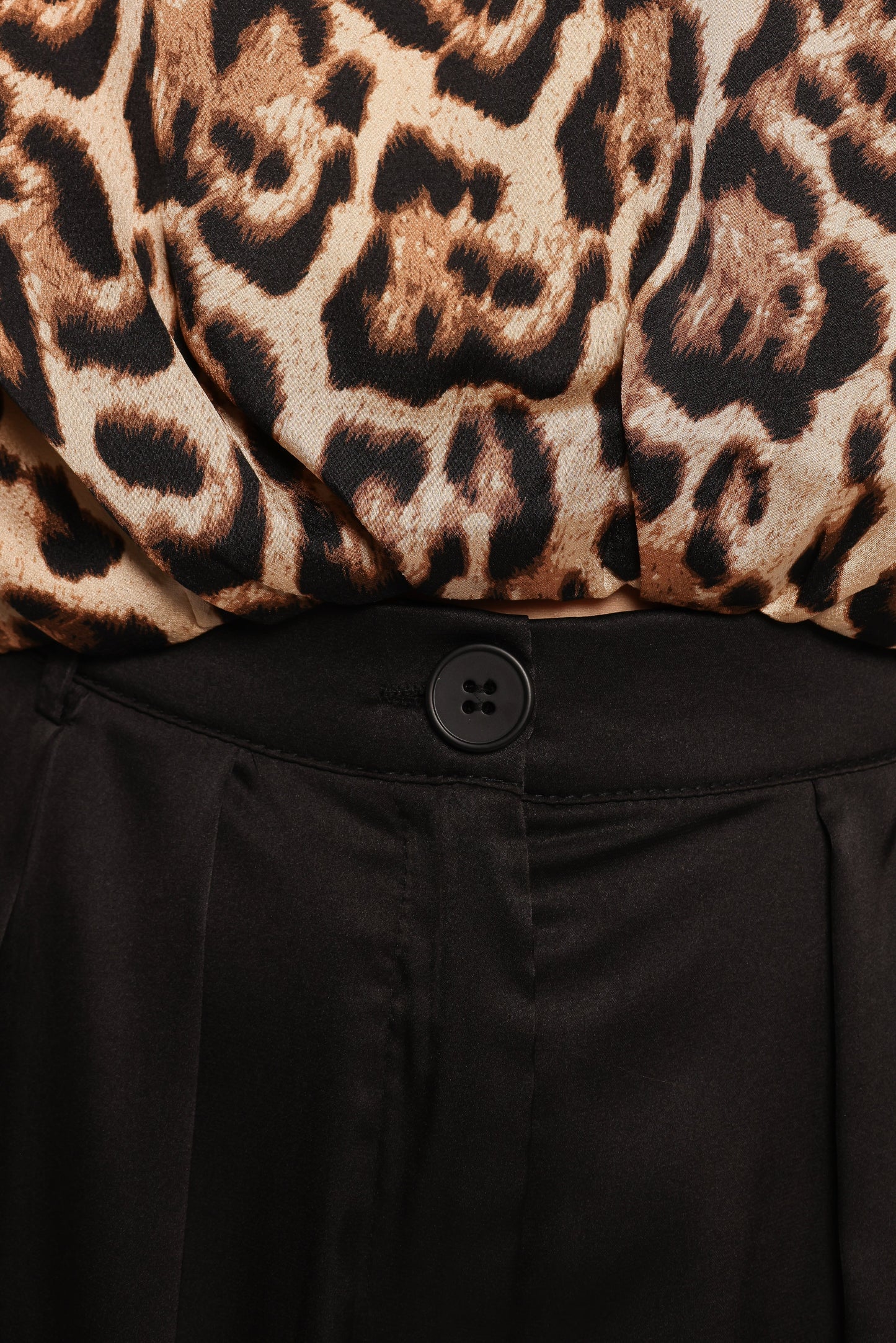 Harlow Two Piece Set - Tan Black