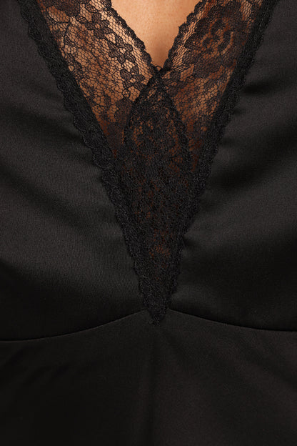 Kalina Halterneck Maxi Dress - Black