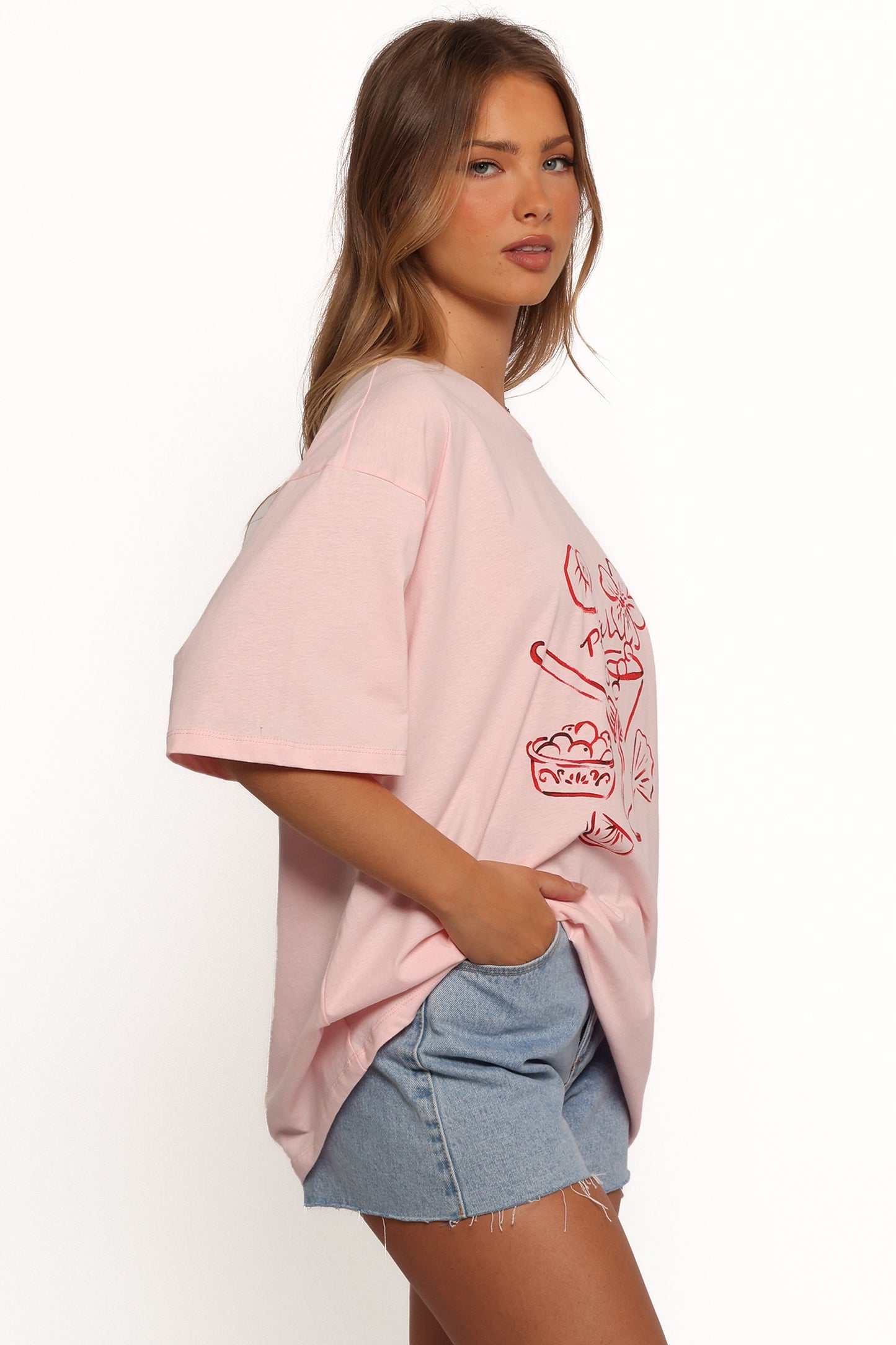 Loa Graphic Tee - Pink/Red