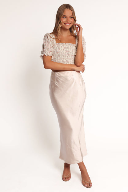 Meadow Top - Rose Garden