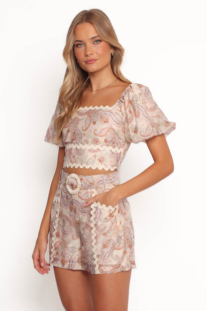 Davina Belted Shorts - Cream Multi
