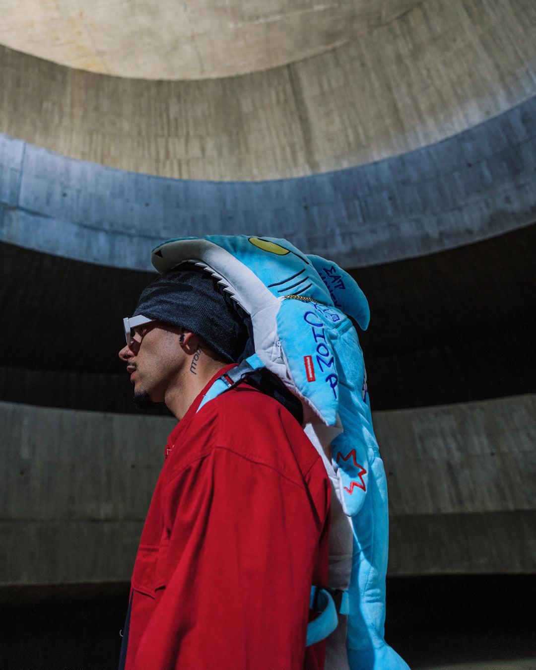 STUFFED SAVAGE HOODY BACKPACK SHARK