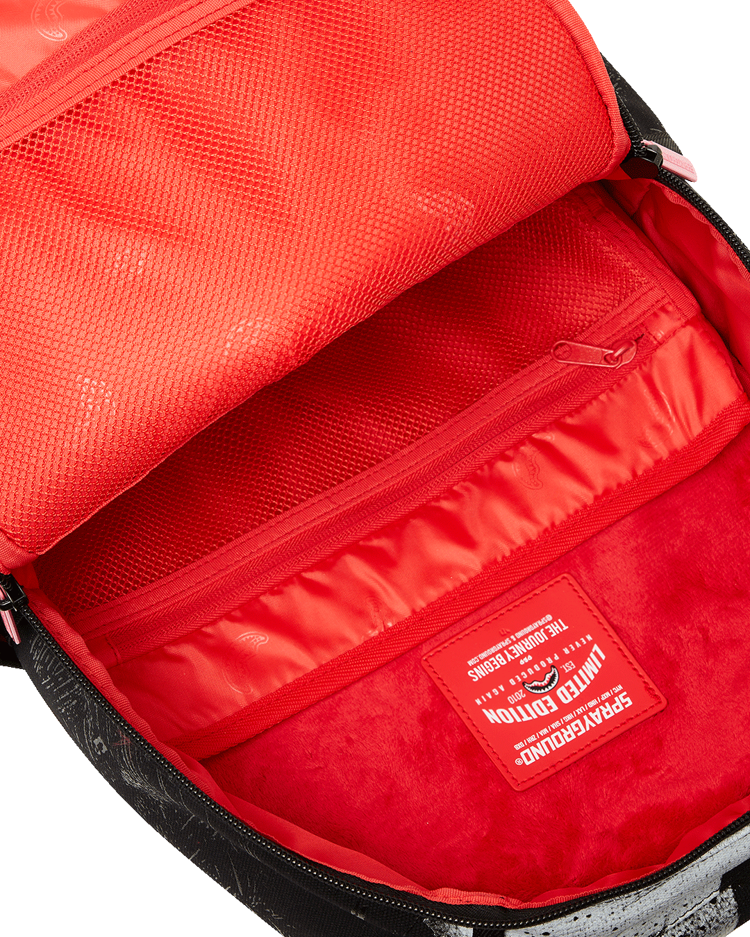 SHARK CENTRAL ACRYLIC ART DLX COTTON BACKPACK