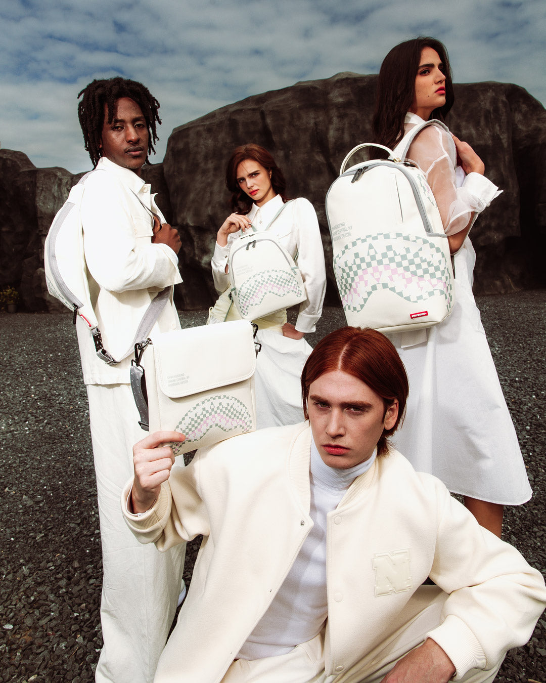 SHARK CENTRAL DYNAMIC BACKPACK