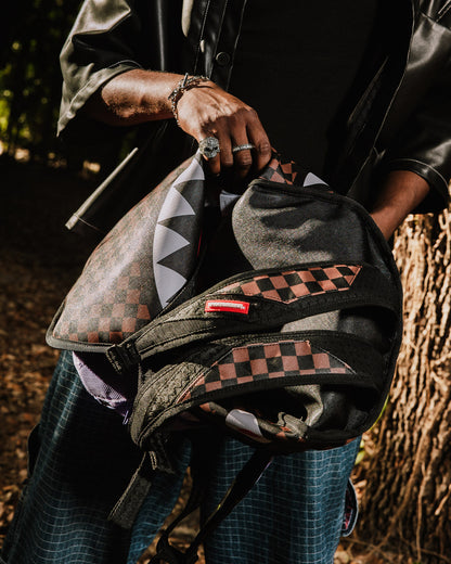 NOOO WAY!!! A REVERSIBLE BACKPACK - PURPLE VELOUR TO OG SHARKS IN PARIS BACKPACK