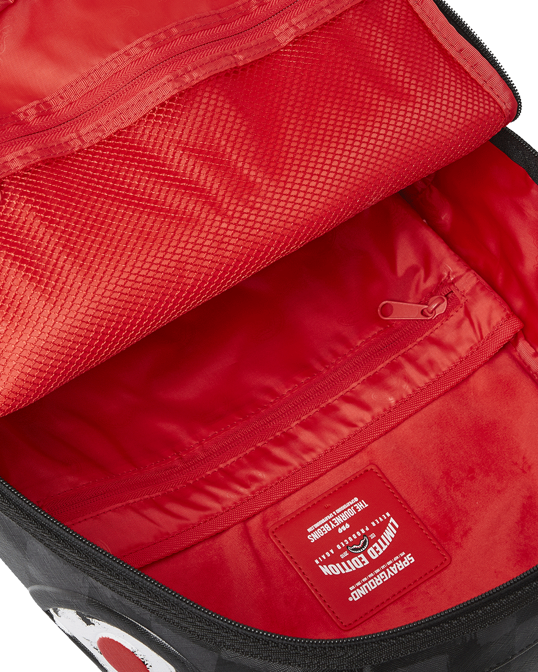 SNOOPY ART BITE DLXSV BACKPACK