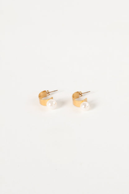 Callie Pearl Hoop Earrings - Gold