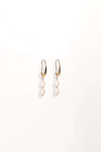 Larissa Pearl Earrings - Gold