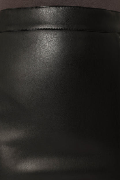 Makenna Midi Skirt - Black