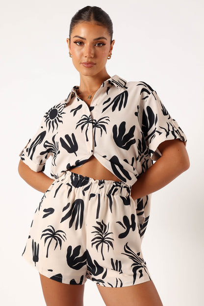 Sawyer Short - Beige Black