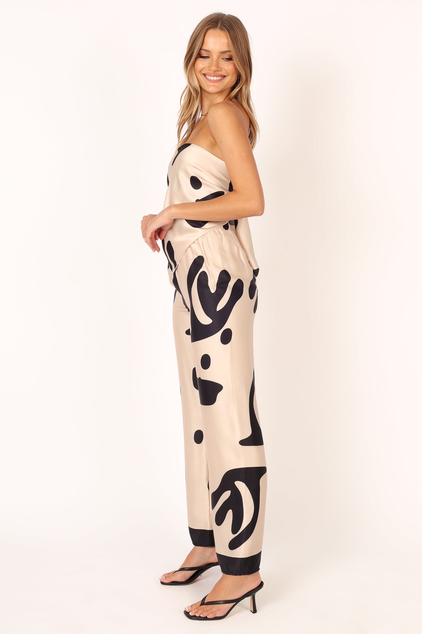 Milla Set - Cream Black